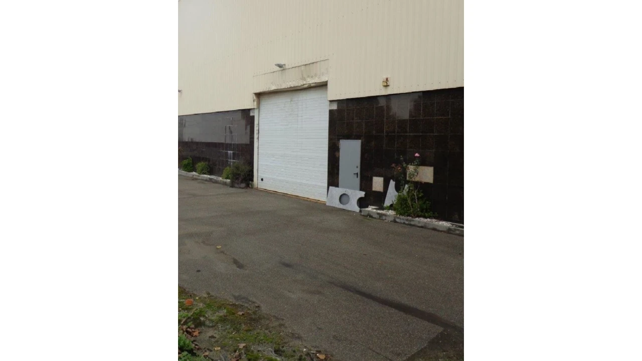 Armazém para Arrendamento em Grijó e Sermonde Foto 10