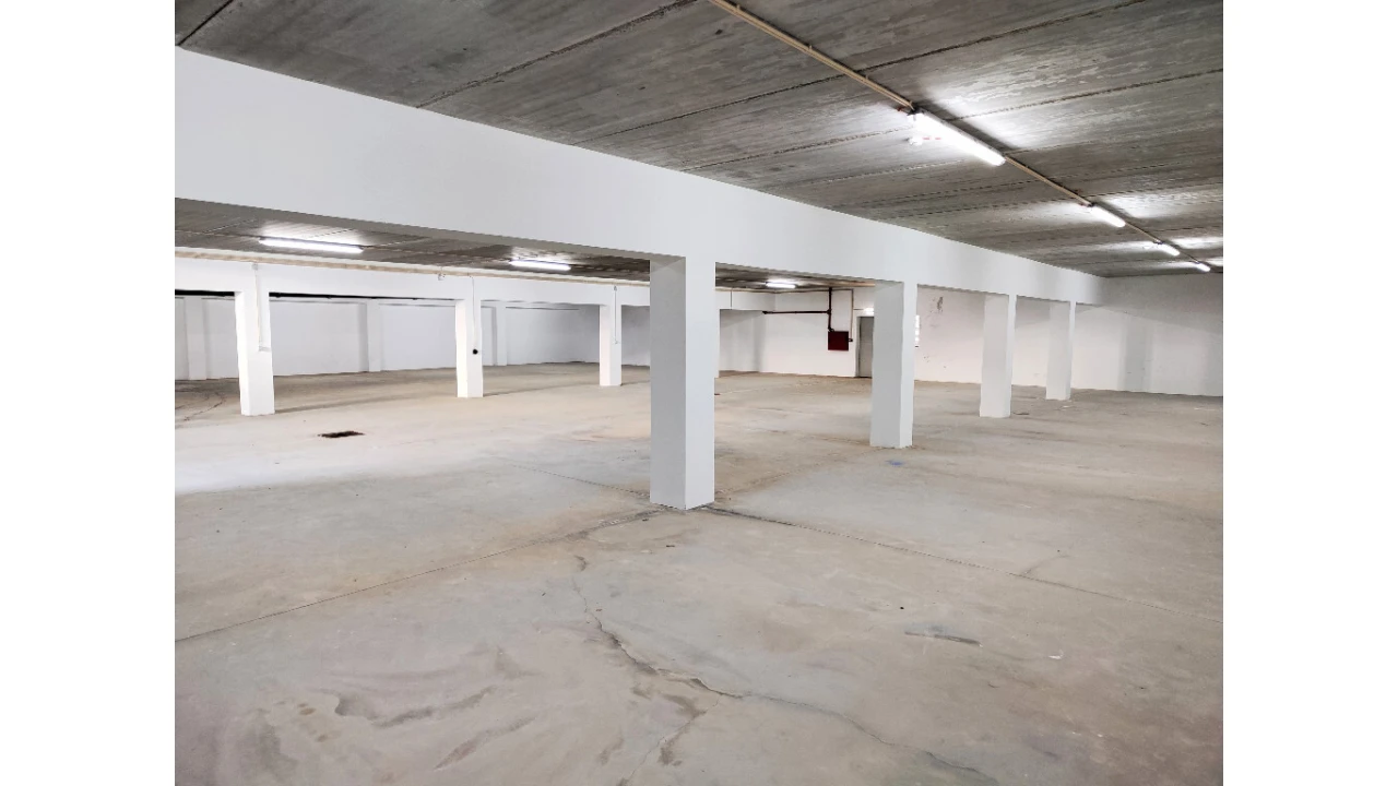 Armazém para Venda em Grijó e Sermonde Foto 4