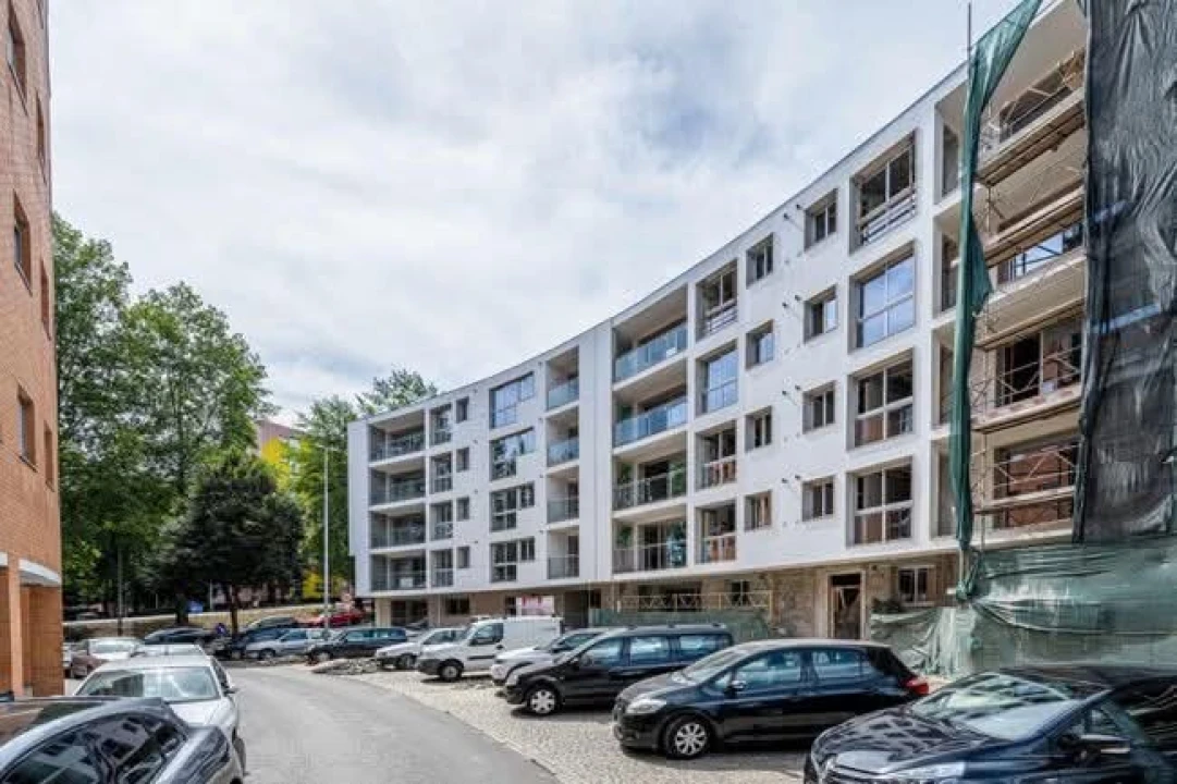 Apartamento T3 para Venda em Azurem Foto 2