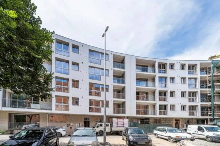 Apartamento T3 para Venda em Azurem Foto 1