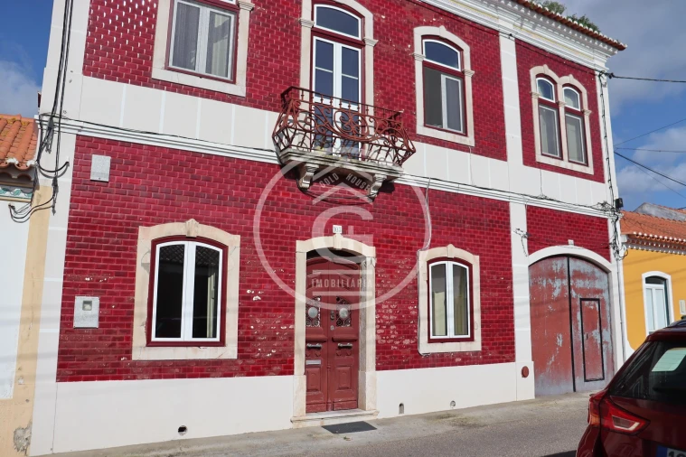 Moradia T4 para Venda em Alpiarça Foto 1