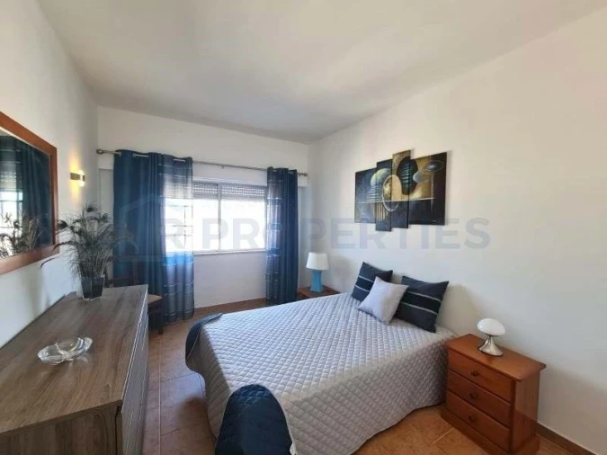 Apartamento T1 para Venda em Quarteira Foto 8