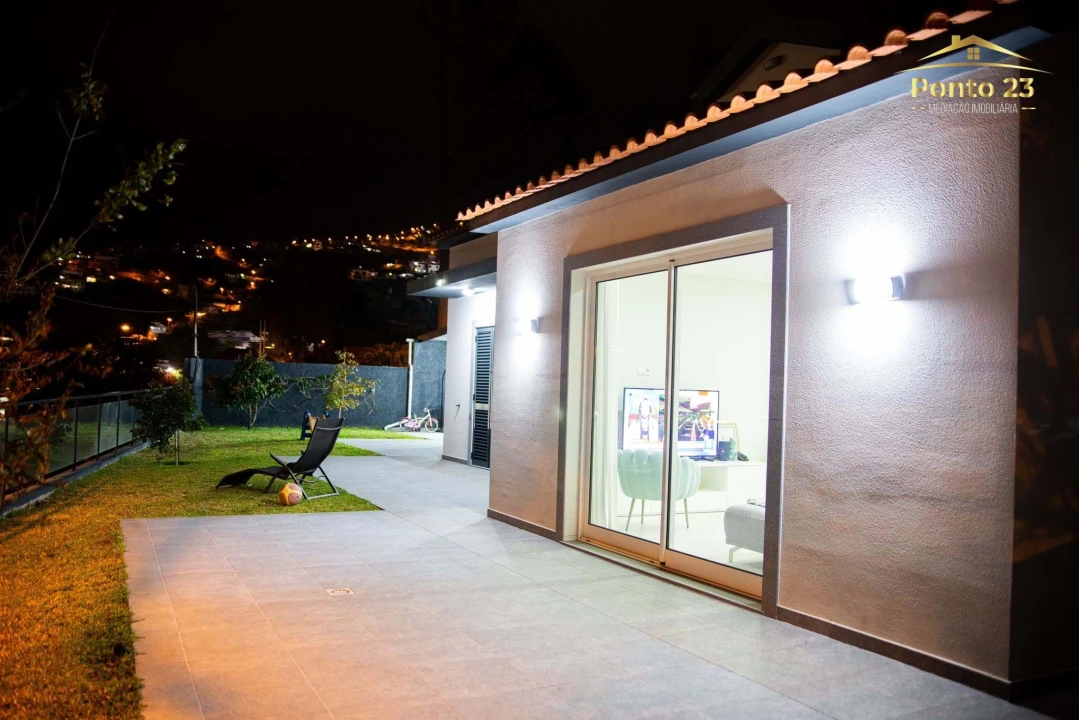 Moradia T4 para Venda em São Roque Foto 5