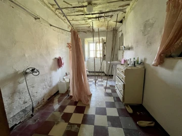 Moradia T8 para Venda em Póvoa de Rio de Moinhos e Cafede