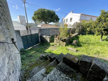 Moradia T8 para Venda em Póvoa de Rio de Moinhos e Cafede