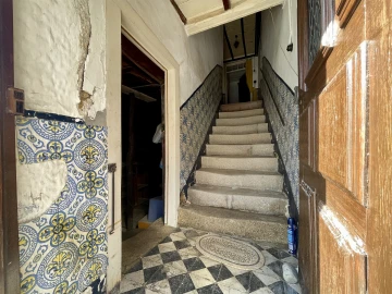 Moradia T8 para Venda em Póvoa de Rio de Moinhos e Cafede
