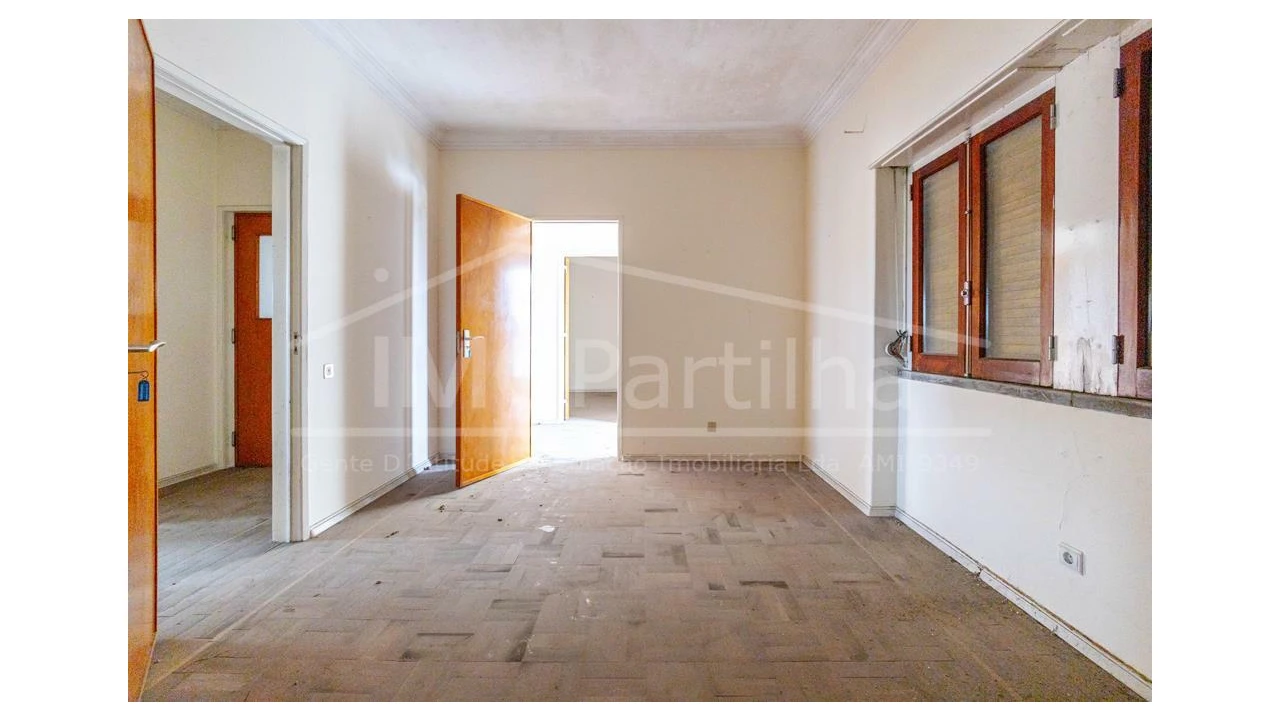 Quinta T8 para Venda em Rio de Mouro Foto 17