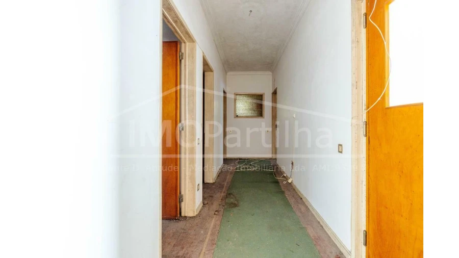 Quinta T8 para Venda em Rio de Mouro Foto 13