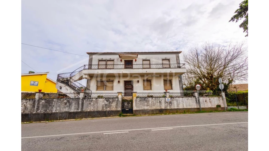 Quinta T8 para Venda em Rio de Mouro Foto 3