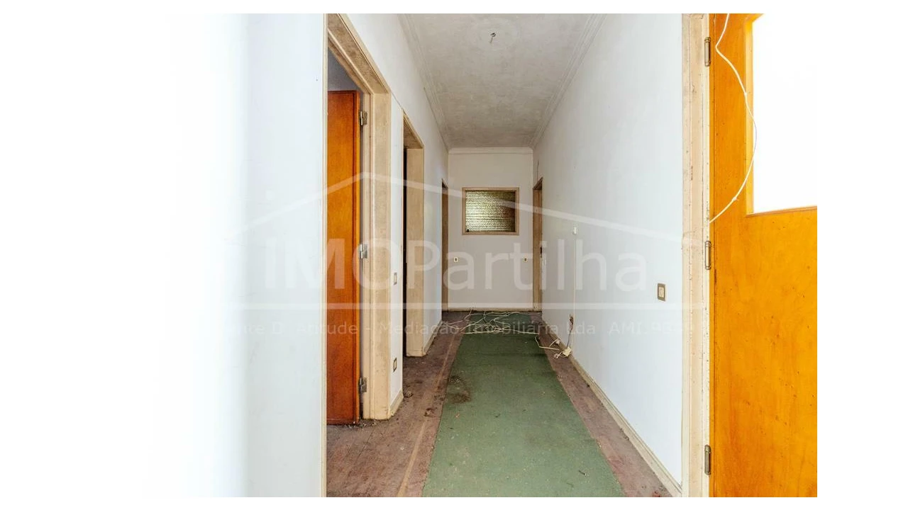 Quinta T8 para Venda em Rio de Mouro Foto 13