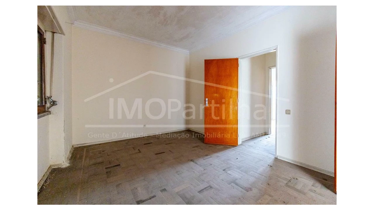 Quinta T8 para Venda em Rio de Mouro Foto 16