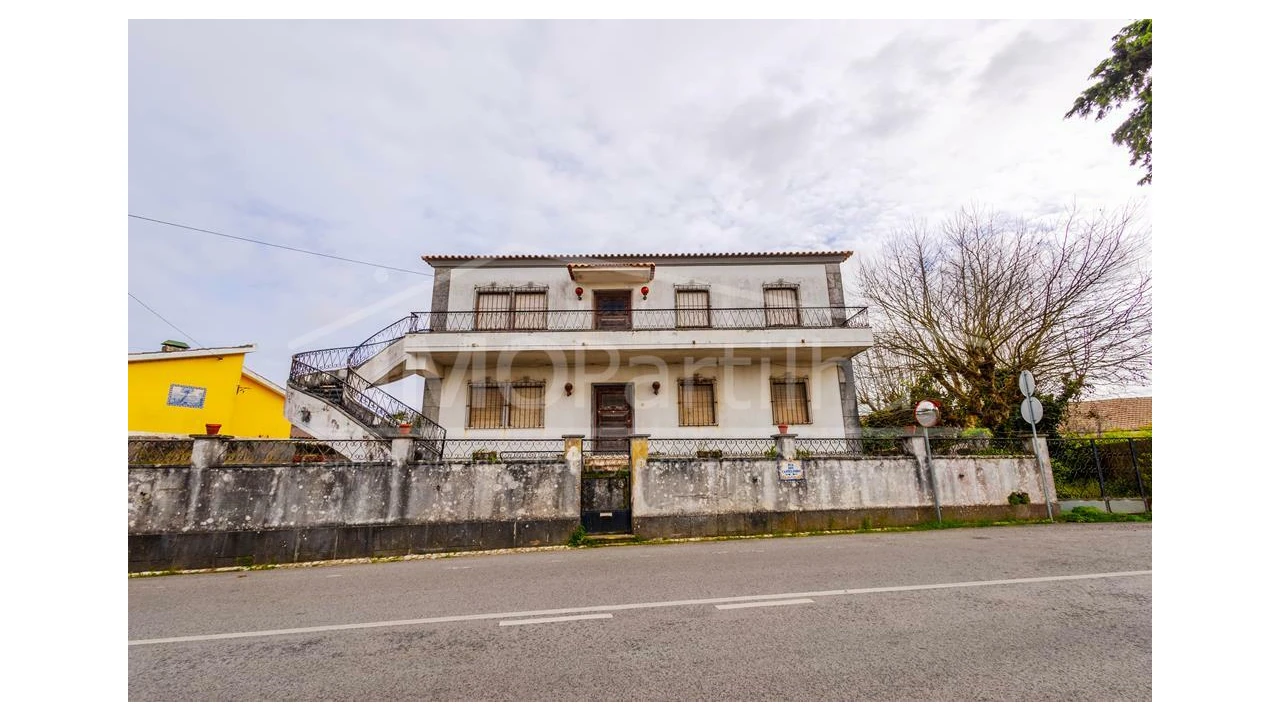 Quinta T8 para Venda em Rio de Mouro Foto 3