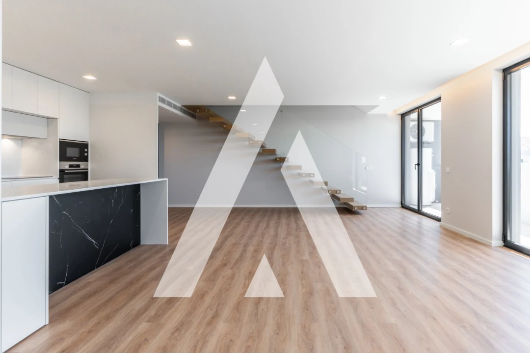 Apartamento T4 para Venda em Glória e Vera Cruz Foto 3