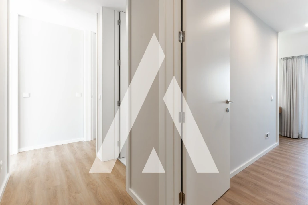 Apartamento T4 para Venda em Glória e Vera Cruz Foto 17