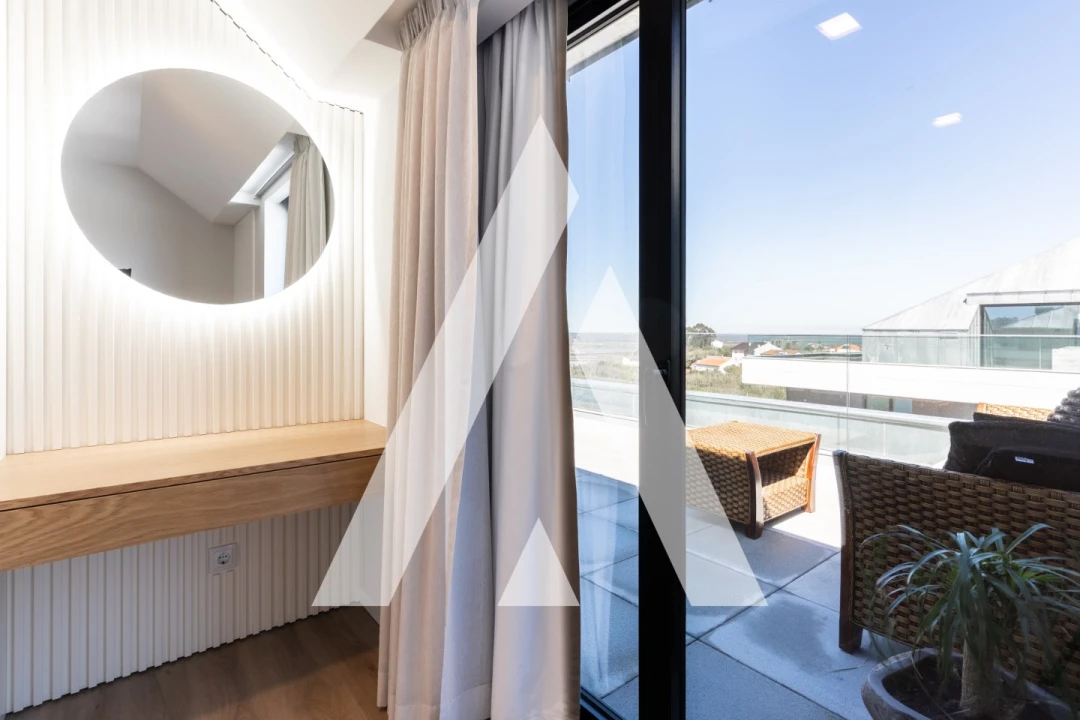 Apartamento T4 para Venda em Glória e Vera Cruz Foto 20
