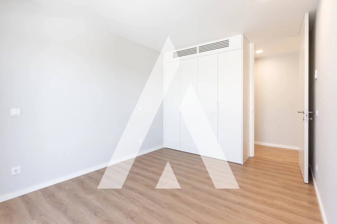 Apartamento T4 para Venda em Glória e Vera Cruz Foto 26