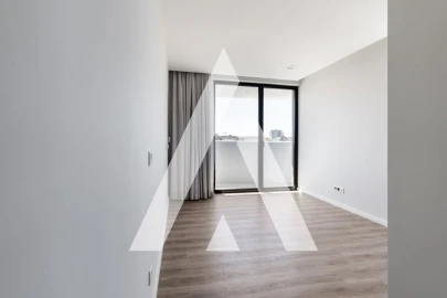Apartamento T4 para Venda em Glória e Vera Cruz
