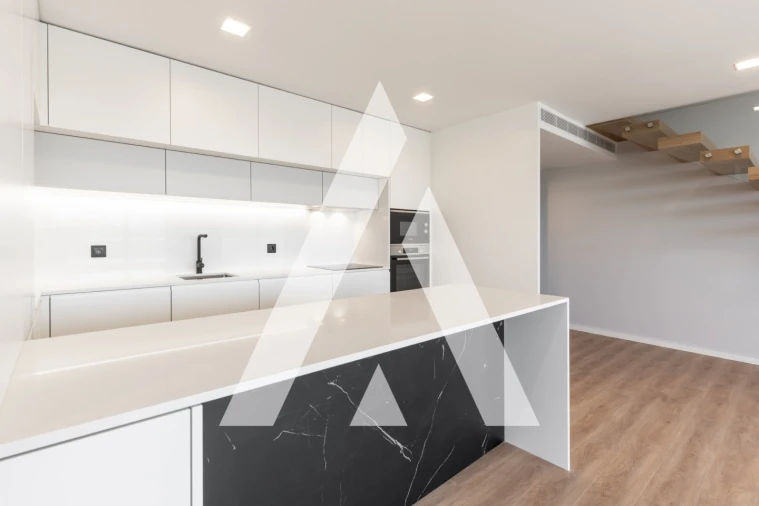 Apartamento T4 para Venda em Glória e Vera Cruz Foto 5