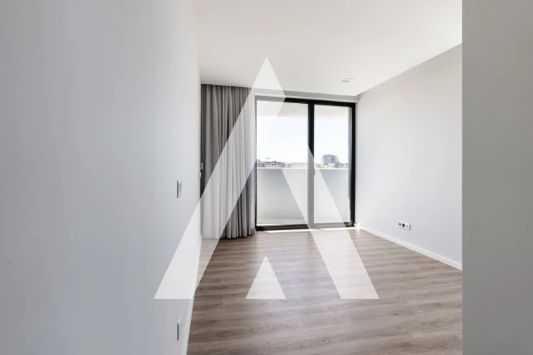 Apartamento T4 para Venda em Glória e Vera Cruz Foto 10