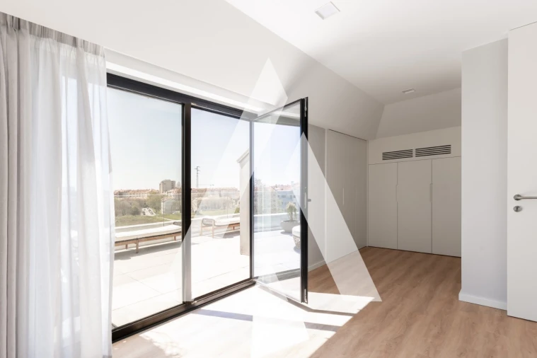 Apartamento T4 para Venda em Glória e Vera Cruz Foto 44