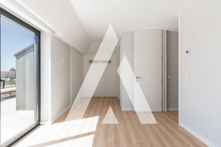 Apartamento T4 para Venda em Glória e Vera Cruz Foto 45