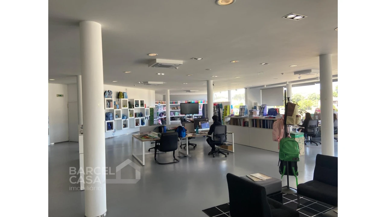 Armazém para Venda em Perelhal Foto 7