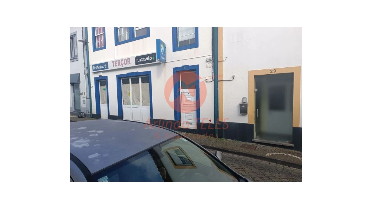 Loja para Venda em Praia da Vitoria (Santa Cruz) Foto 5