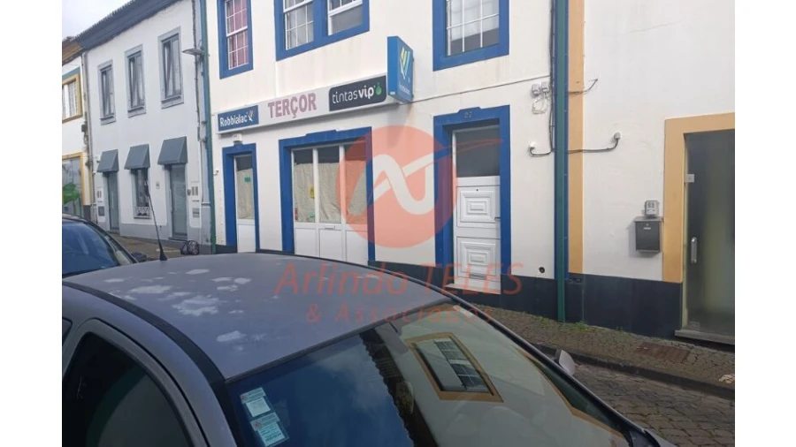 Loja para Venda em Praia da Vitoria (Santa Cruz) Foto 2