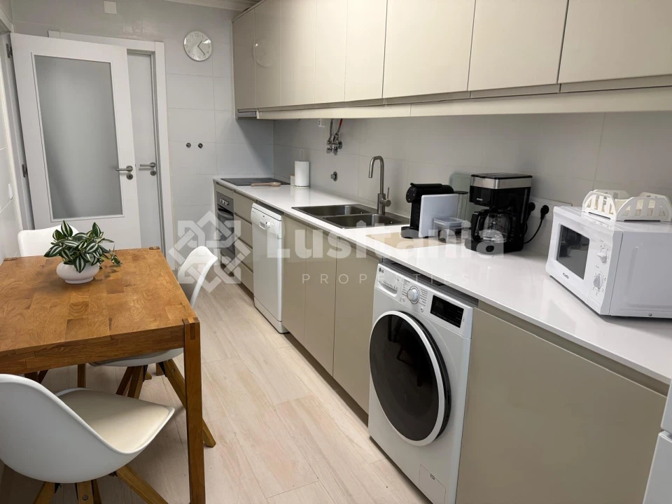 Apartamento T3 para Venda em Quarteira Foto 29