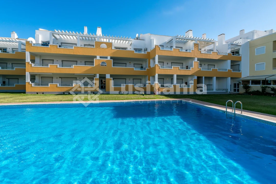 Apartamento T3 para Venda em Quarteira Foto 47