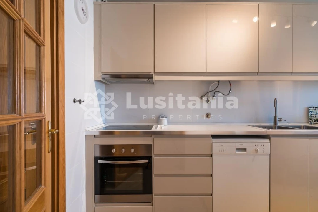 Apartamento T3 para Venda em Quarteira Foto 28