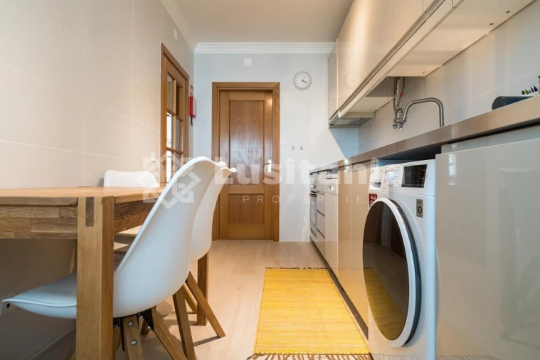 Apartamento T3 para Venda em Quarteira Foto 27