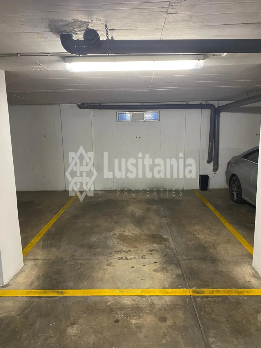 Apartamento T3 para Venda em Quarteira Foto 45