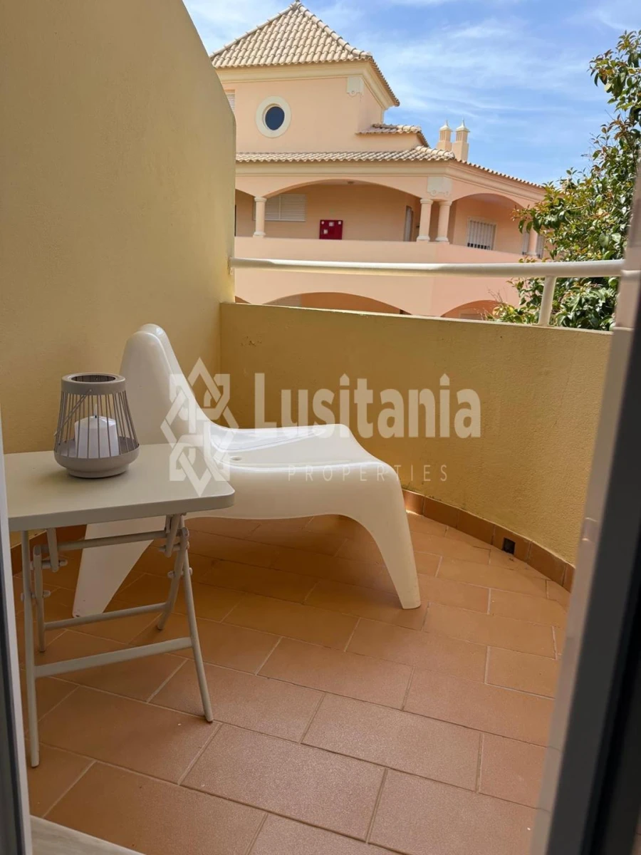 Apartamento T3 para Venda em Quarteira Foto 24