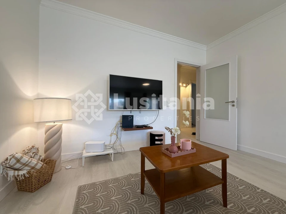 Apartamento T3 para Venda em Quarteira Foto 5