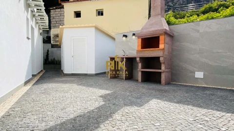 Moradia T4 para Venda em Machico