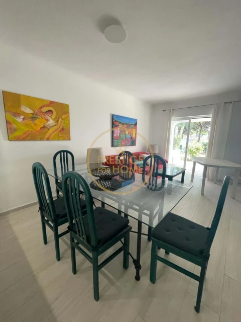 Apartamento T2 para Venda em Albufeira e Olhos de Água