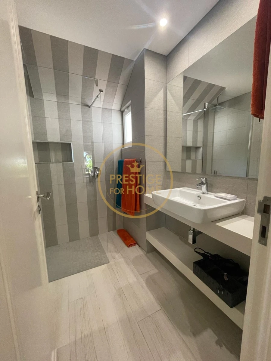 Apartamento T2 para Venda em Albufeira e Olhos de Água Foto 22