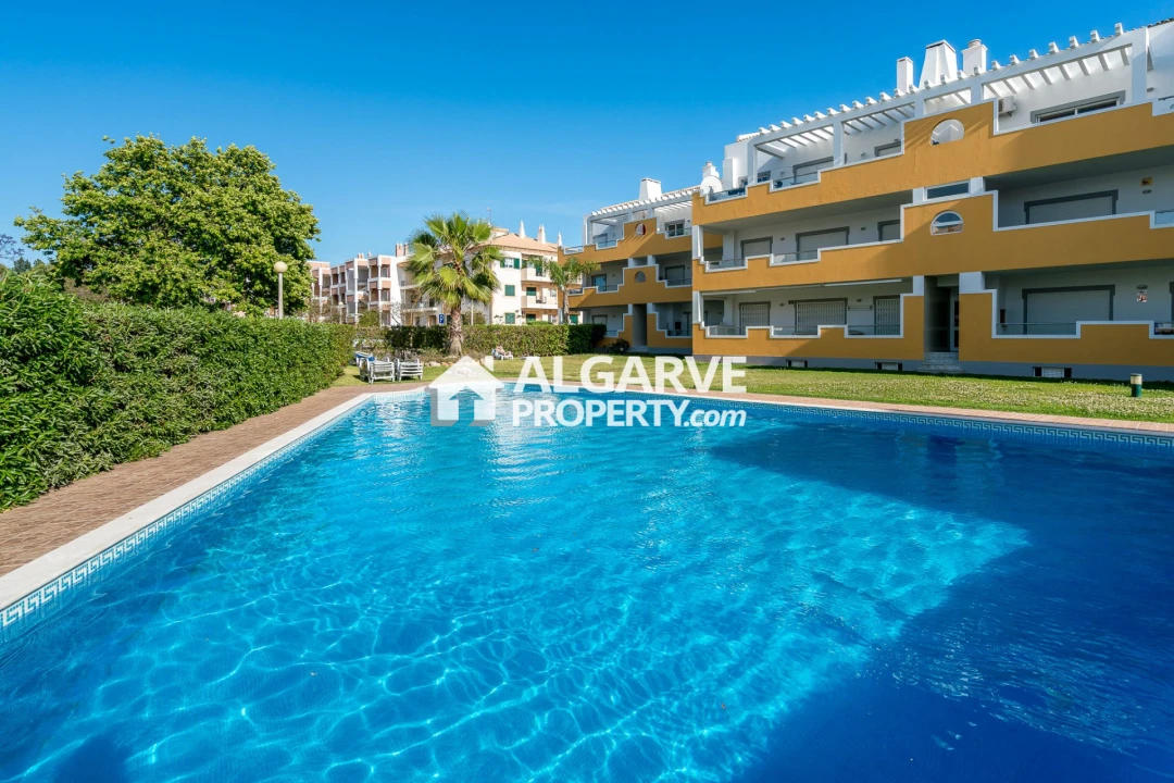 Apartamento T3 para Venda em Quarteira Foto 1