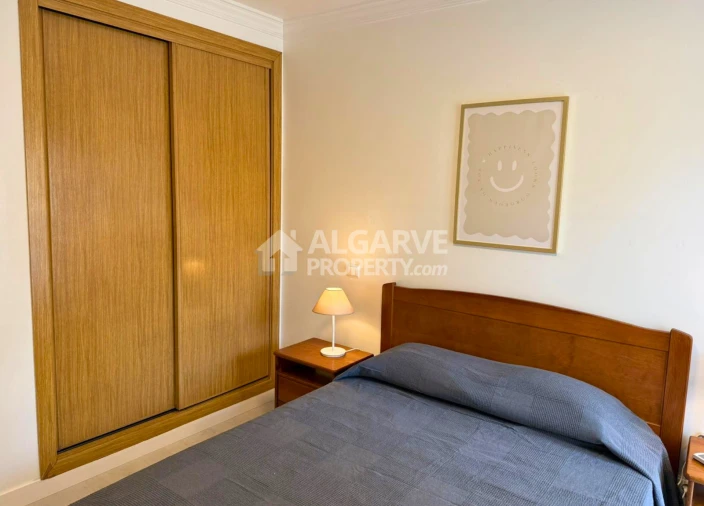 Apartamento T3 para Venda em Quarteira Foto 22
