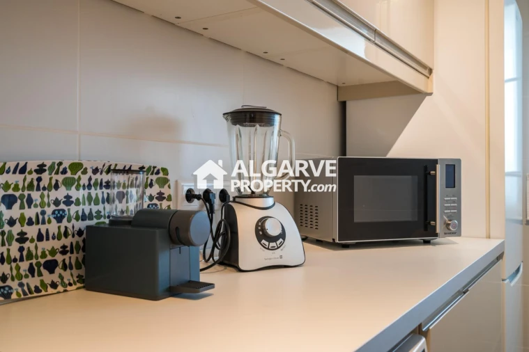 Apartamento T3 para Venda em Quarteira Foto 16