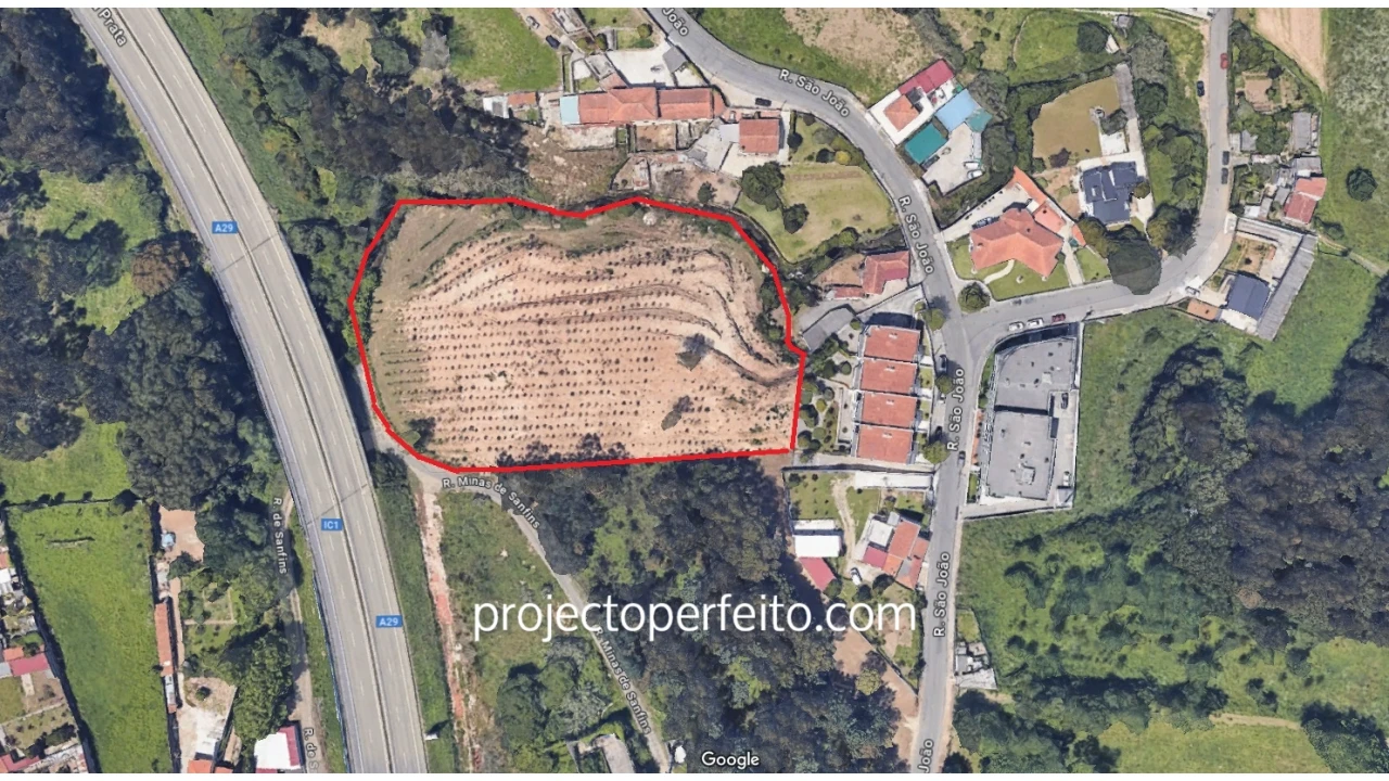 Terreno para Venda em São Felix da Marinha Foto 1