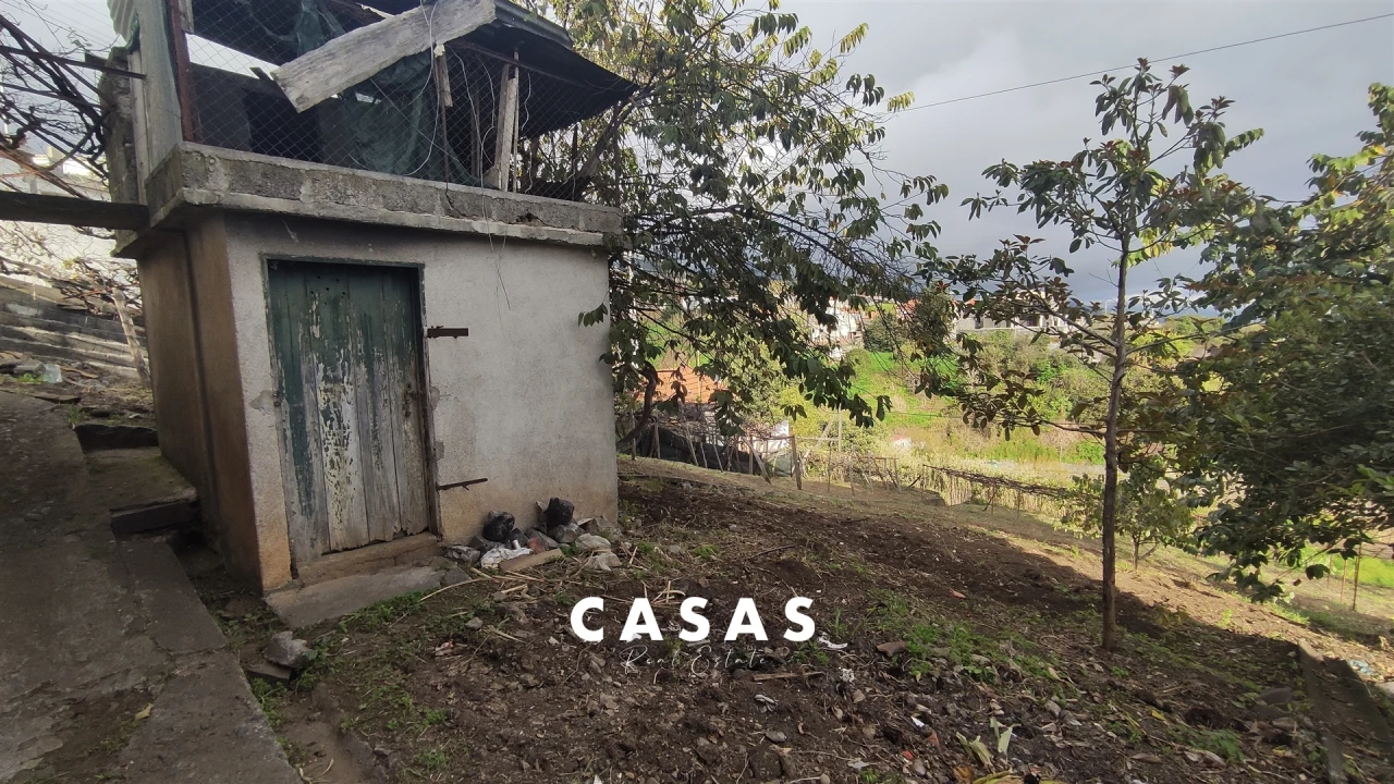 Terreno para Venda em Canhas Foto 23