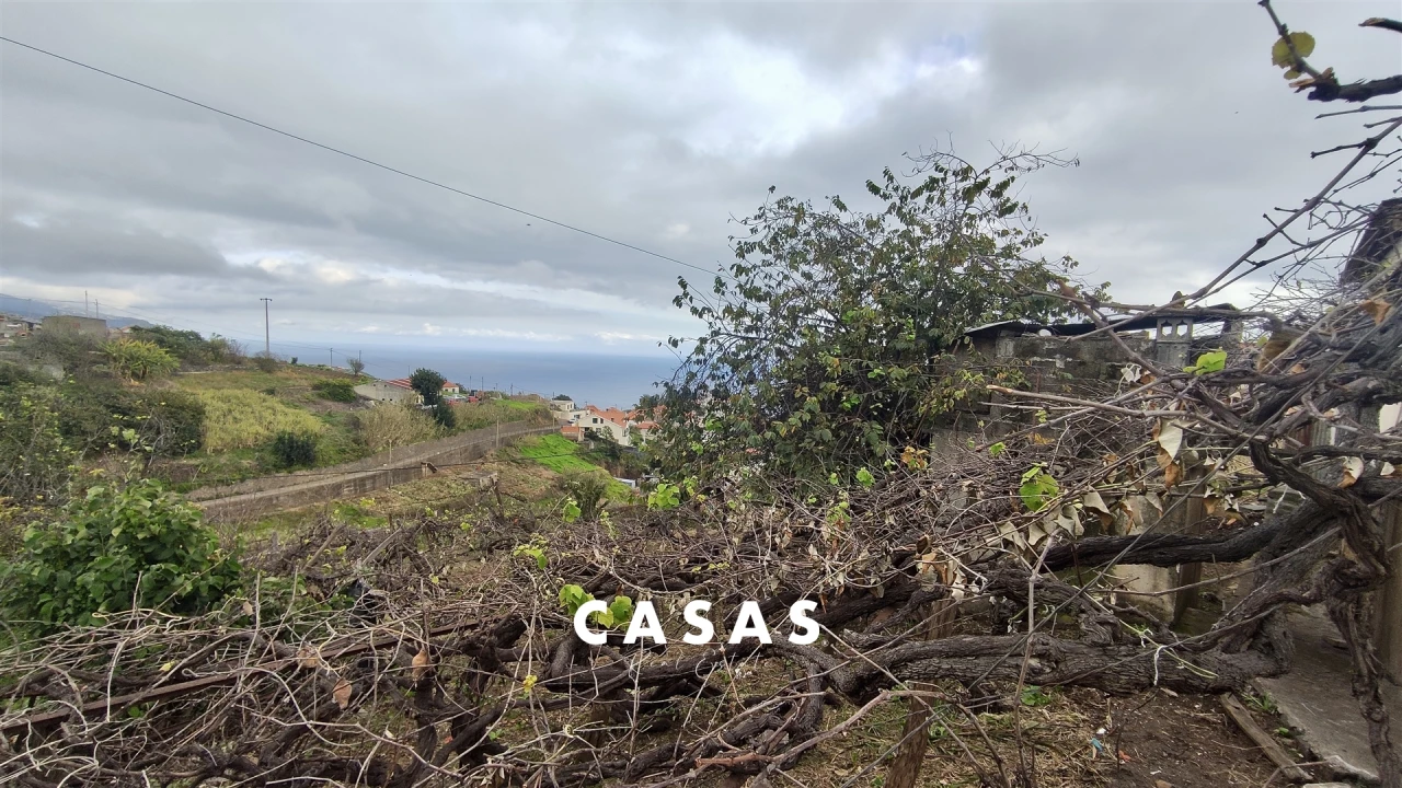 Terreno para Venda em Canhas Foto 40