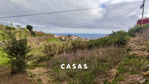 Terreno para Venda em Canhas
