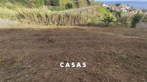 Terreno para Venda em Canhas