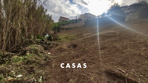 Terreno para Venda em Canhas