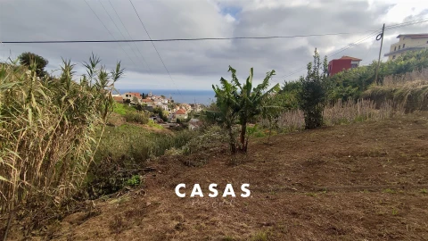 Terreno para Venda em Canhas