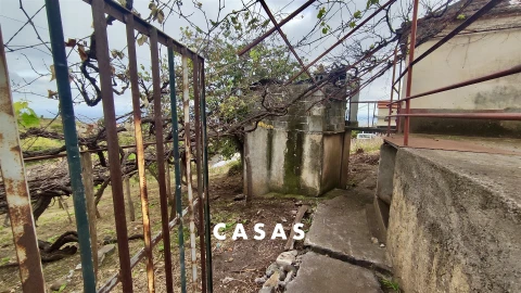 Terreno para Venda em Canhas