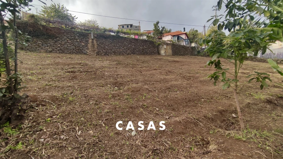 Terreno para Venda em Canhas Foto 13